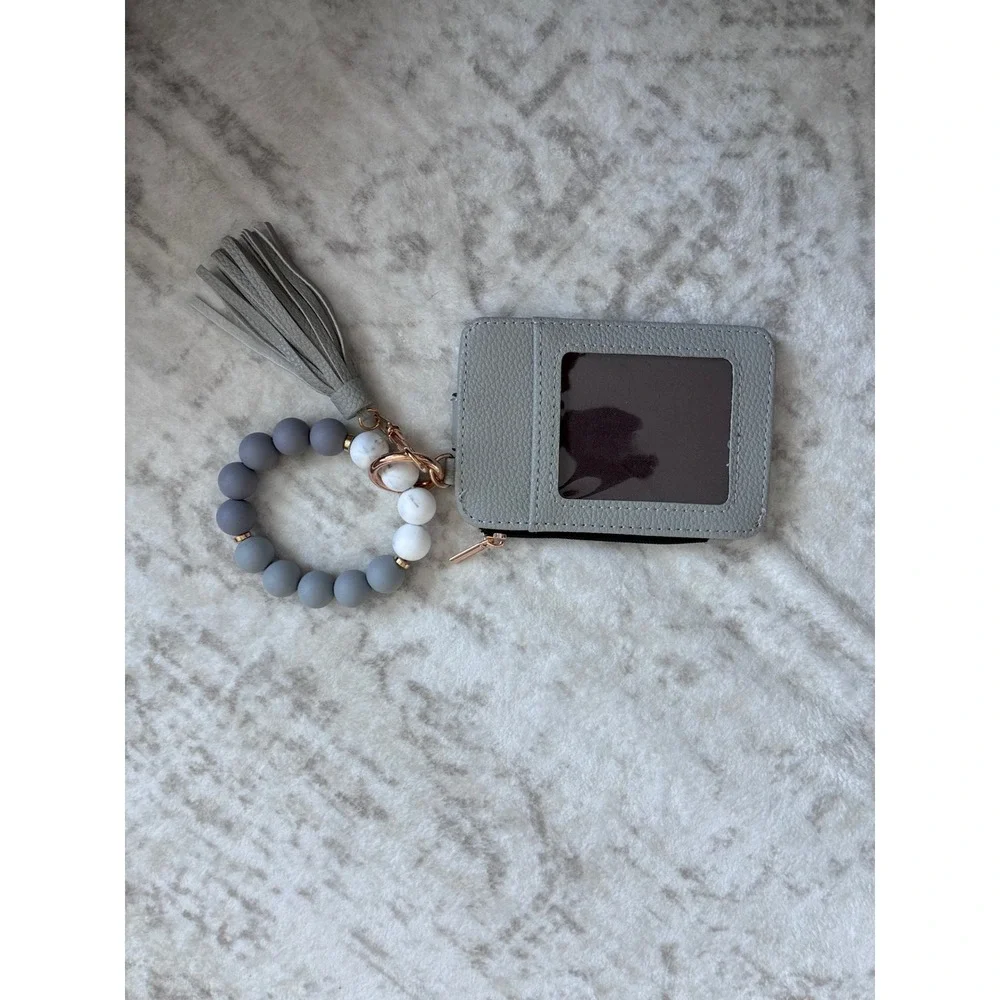 Grey Vegan Leather Card Holder‎ Wallet with Silicone Bead Wristlet Keychain